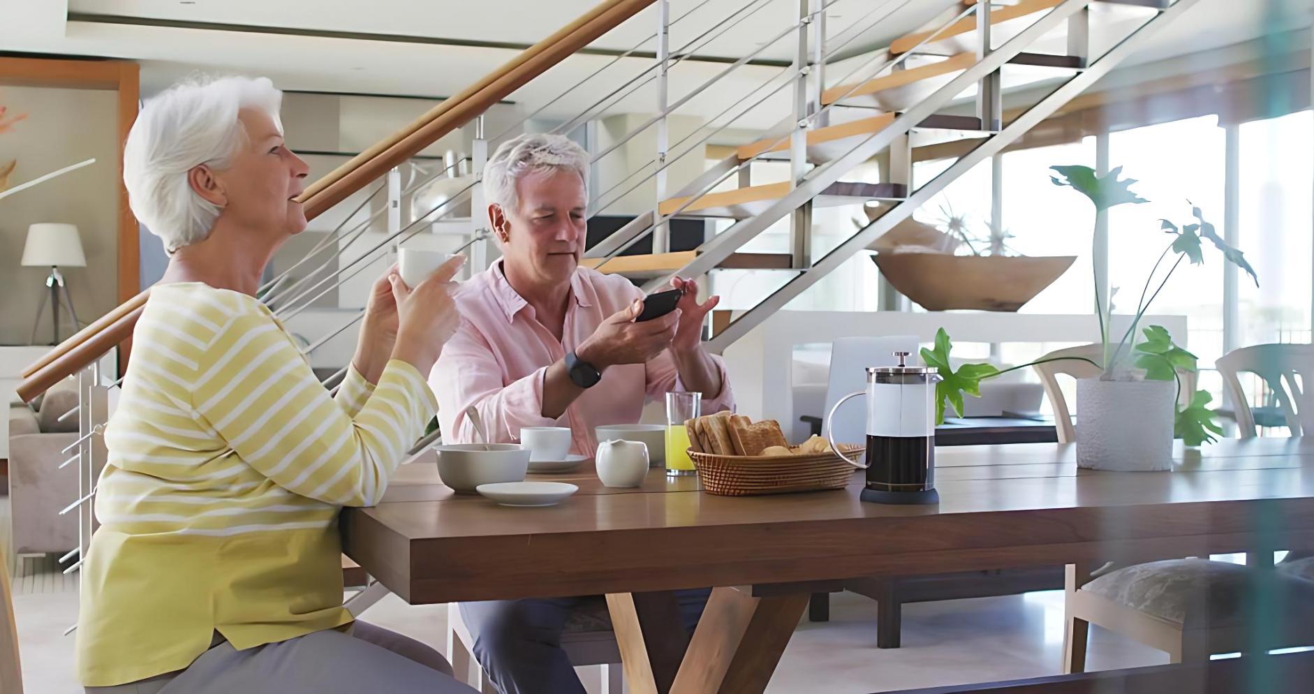 Grupa uczestników programu podczas zajęć praktycznych z terapii grupowej